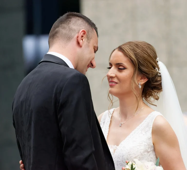 coafuri par mediu pentru nunta