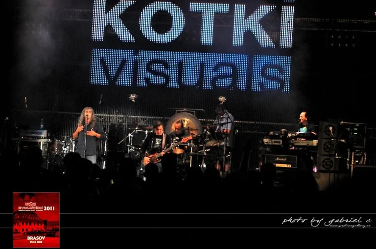 5974540827 7d89e5045e o