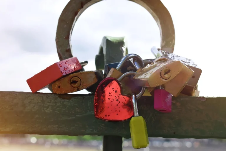 Another Love - versuri romana